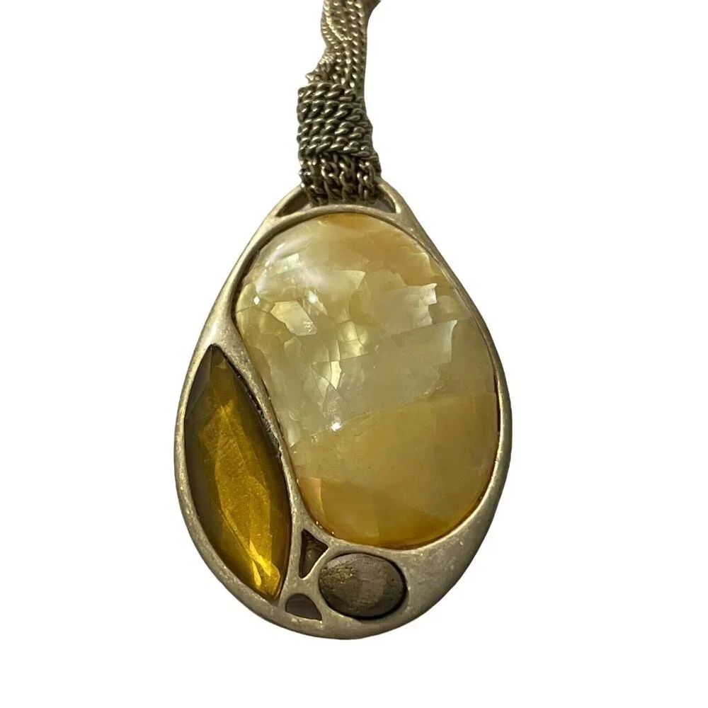 Lia Sophia FRANGELICO Pendant Necklace Mother Of Pearl Gold Tone‎ Multi Chain